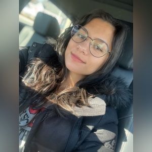 Meet your Posher, Anjali